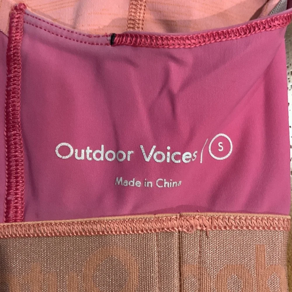 Outdoor Voices Key Bra (Small) - Picture 5 of 8